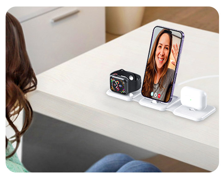 3 in 1 Folding Fast Charging Station for iPhone (Docking)/iPods (Docking)/iWatch Wireless Magnetic charging - Image 7
